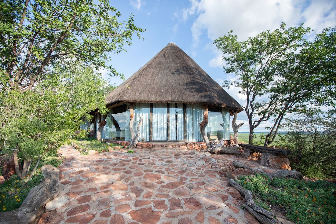 Lesedi Game Reserve, photograph 4 of 12